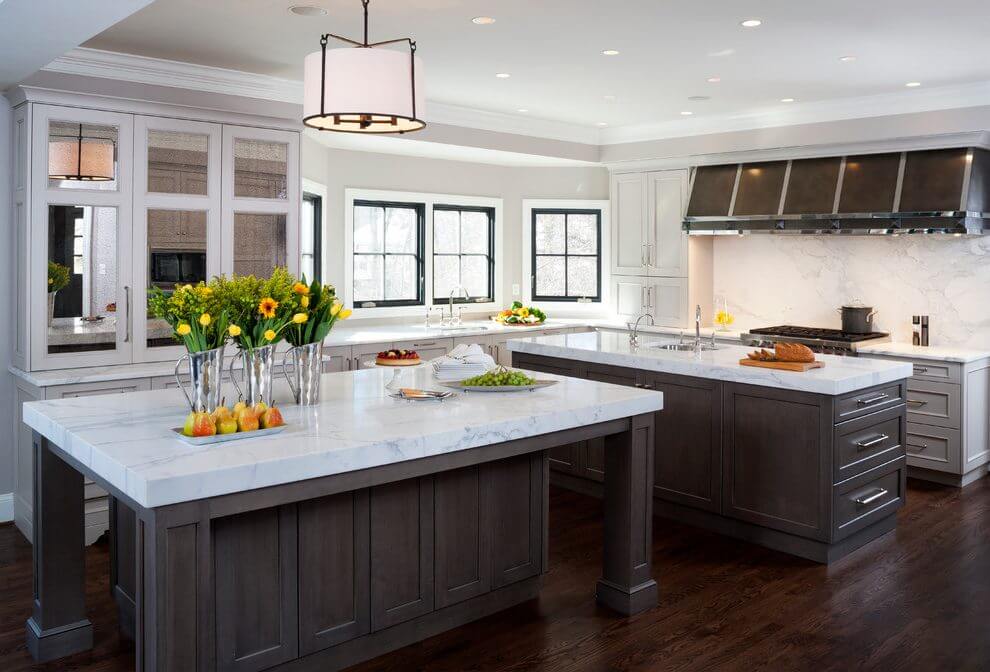 transitional kitchen by armo desing