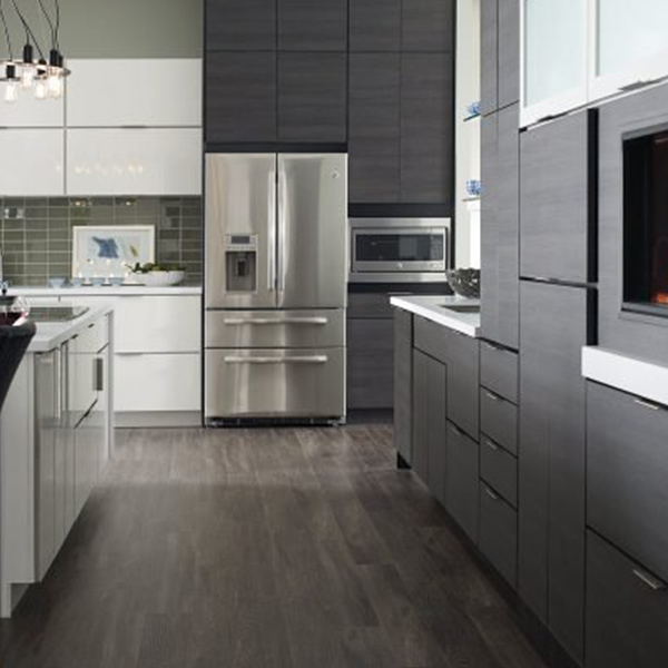 Cabinets de cuisine noir et blanc Contraste saisissant